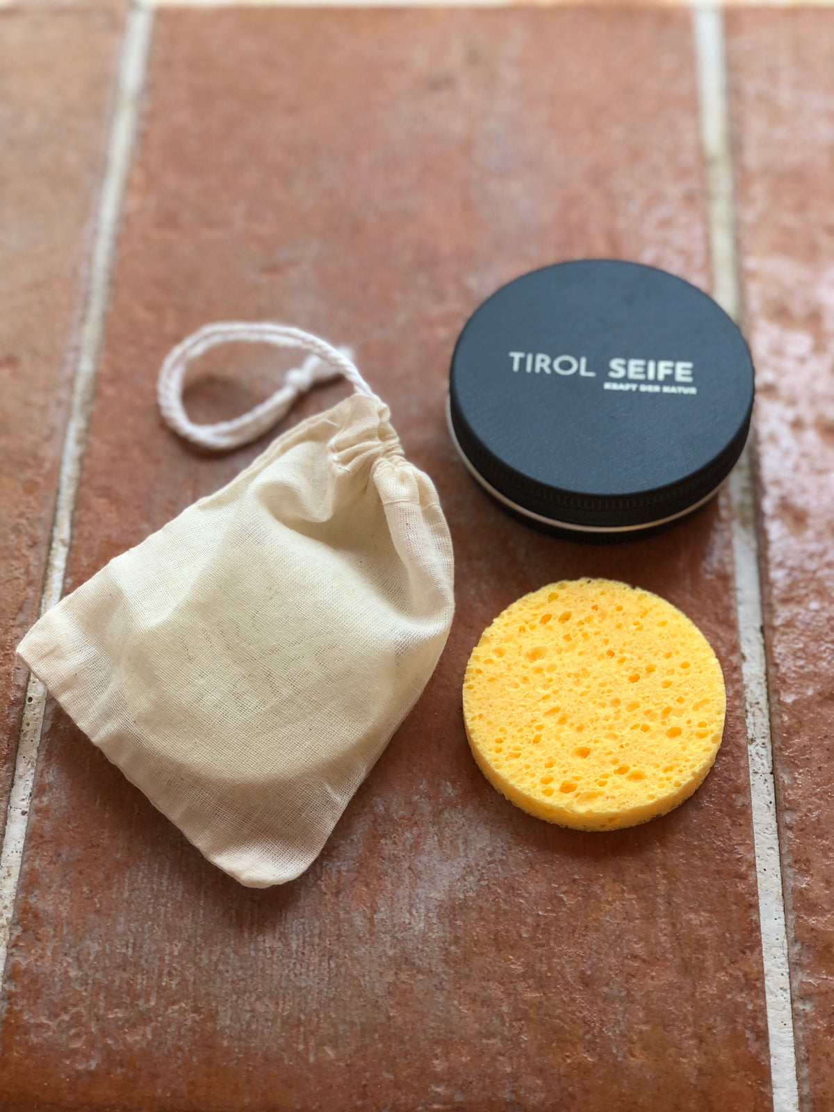 WIEDERVERWENDBARE REISEDOSE | FÜR SHAMPOOBAR & MINI SEIFE